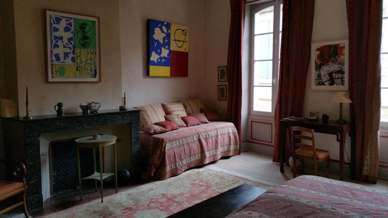 La Chambre De Diane Lectoure Buitenkant foto