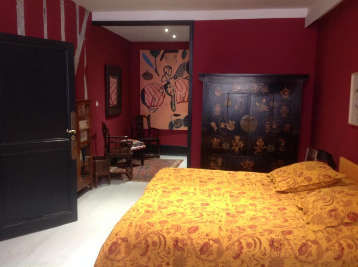 La Chambre De Diane Lectoure Buitenkant foto