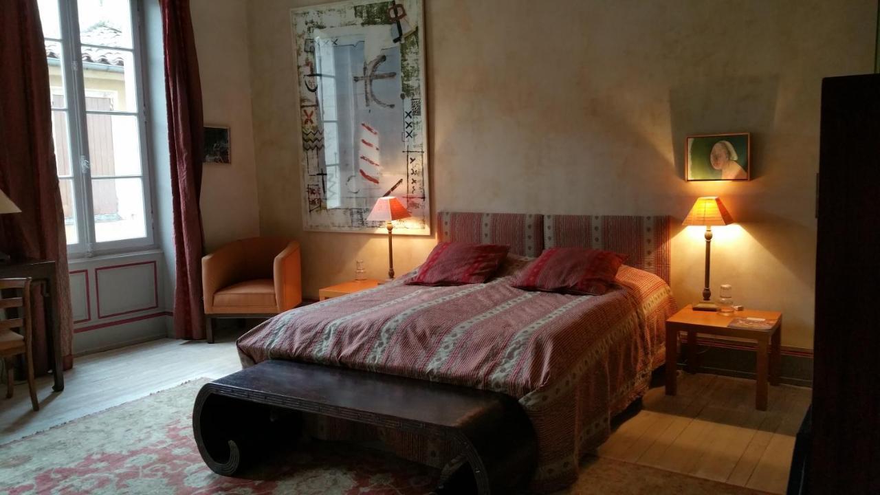 La Chambre De Diane Lectoure Buitenkant foto